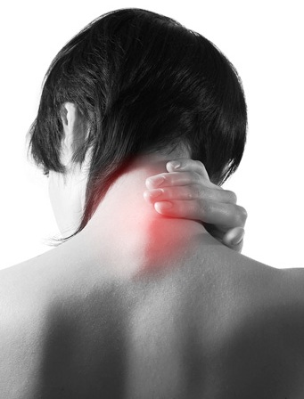 cardiff lady with neck pain having massage for pain relief